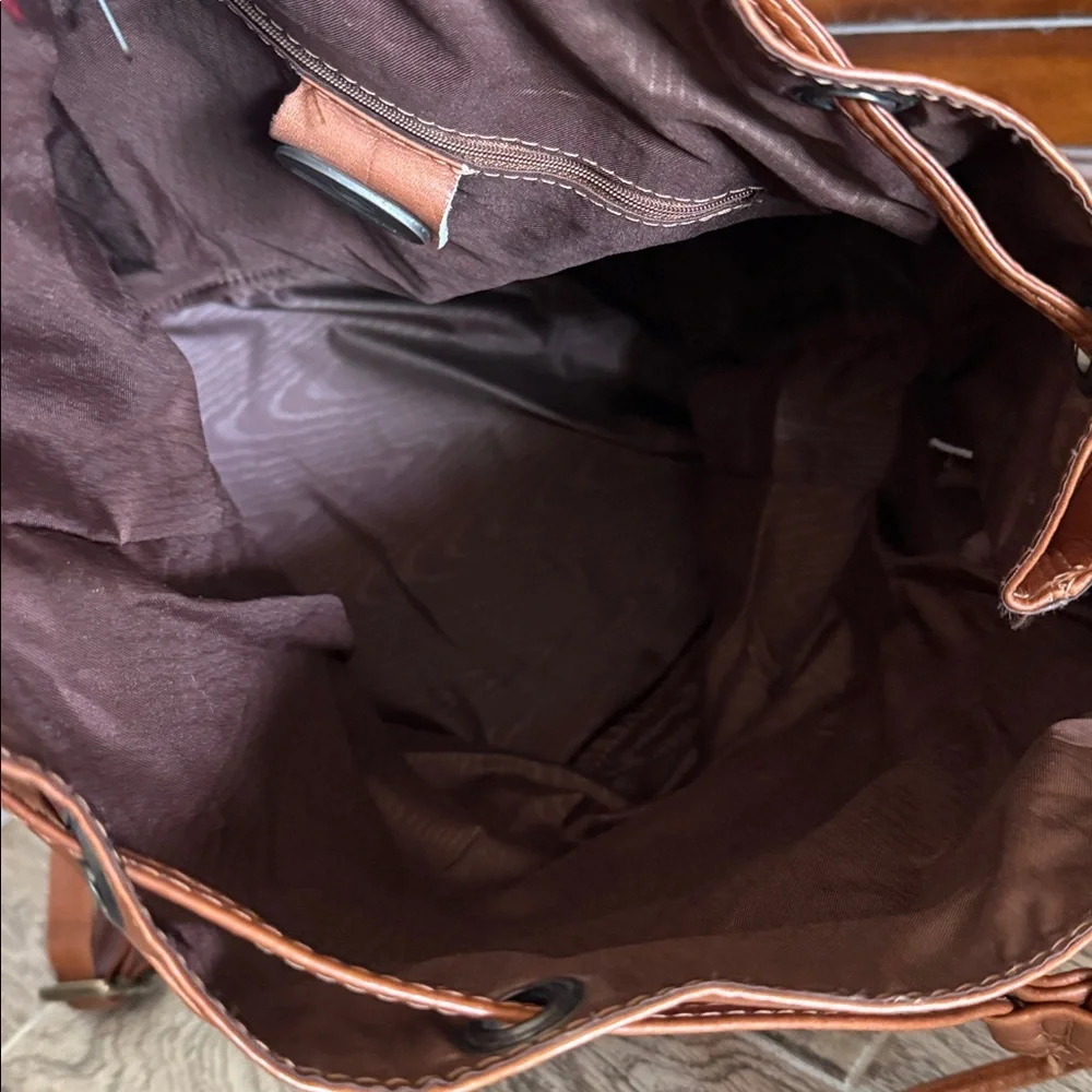 {Georgetown Leather} Bucket boho leather bag - Picture 10 of 12